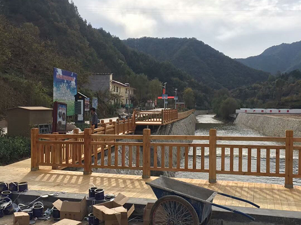 護欄、棧道、古木橋