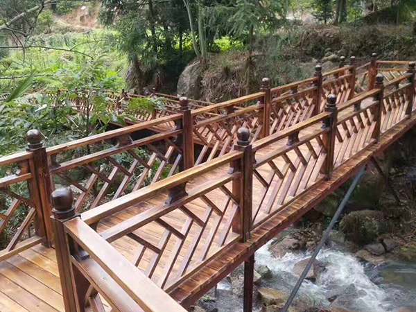 護欄、棧道、古木橋